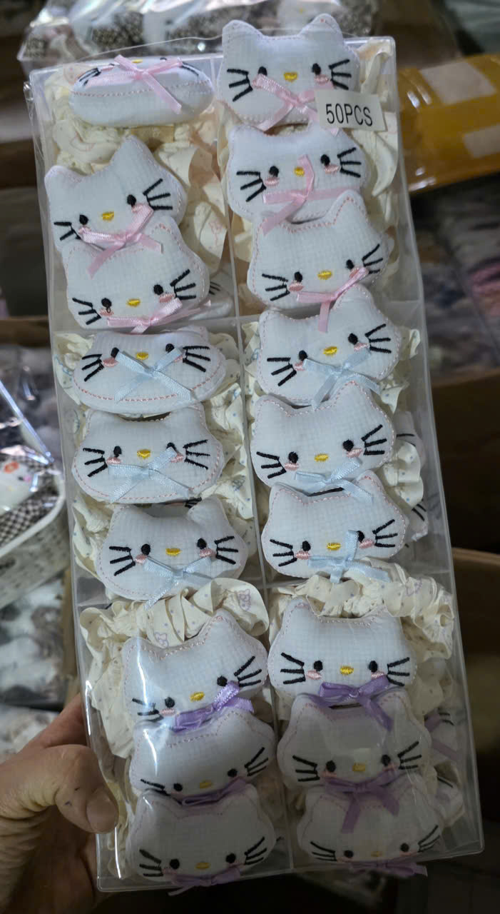 Màu sắc: Mẫu 12