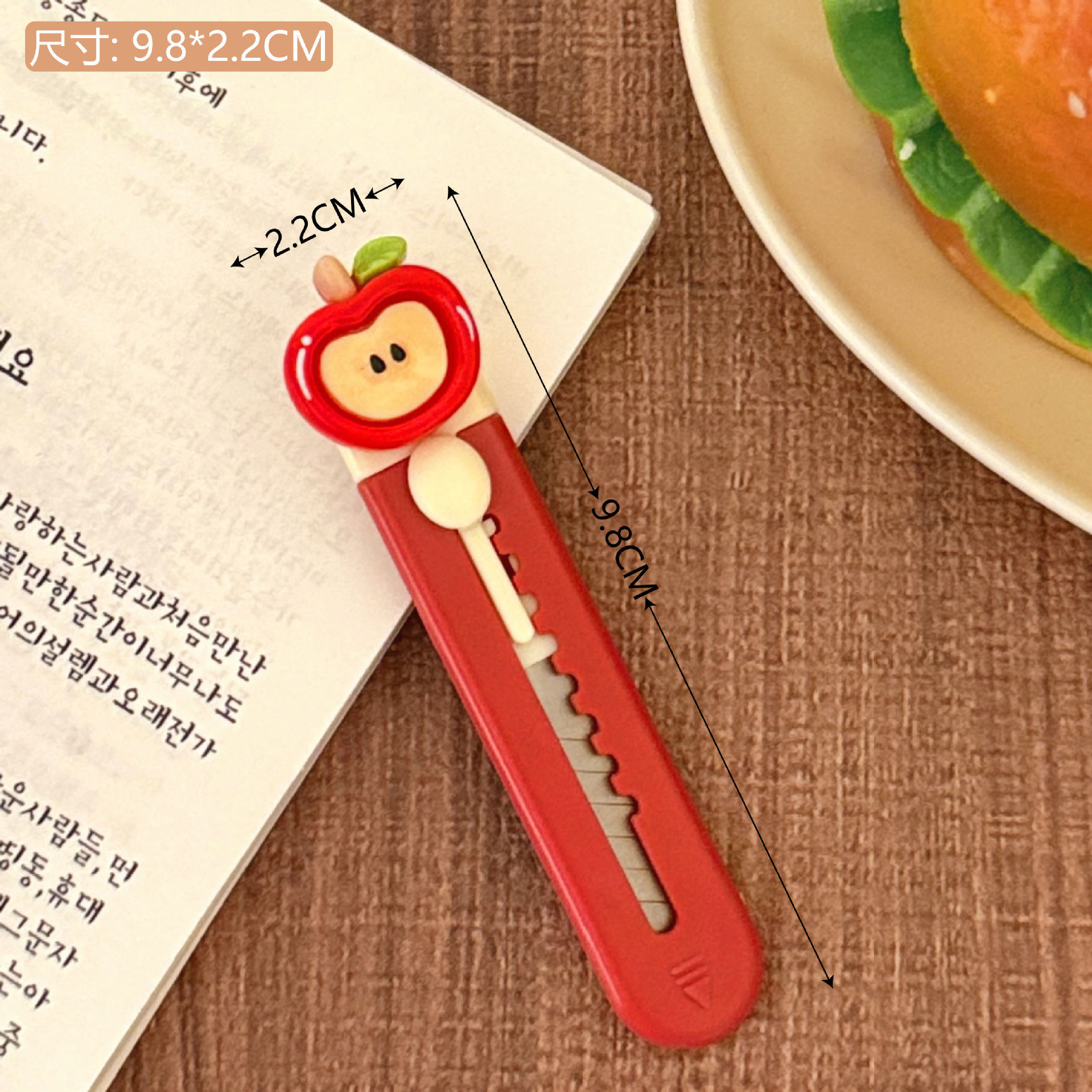 DAO THỦ CÔNG HÌNH CHÚ CHÓ CON APPLE – NHỎ GỌN, DỄ THƯƠNG & TIỆN DỤNG