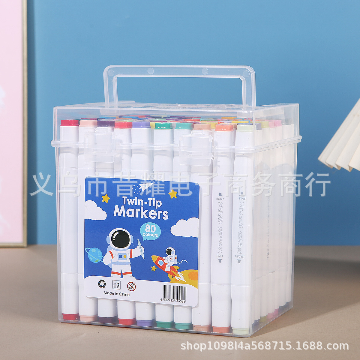 Màu sắc: 80 màu bút dạ acrylic hai đầu gốc nước