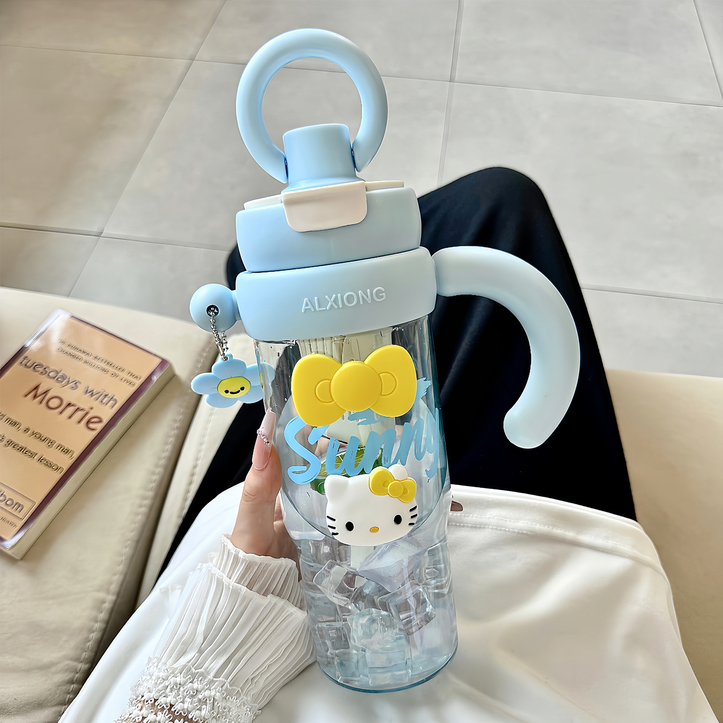 Màu sắc: Cốc đá hình mèo xanh