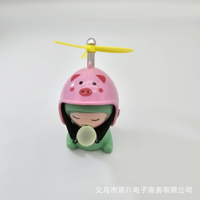 Màu sắc: Heo Hồng