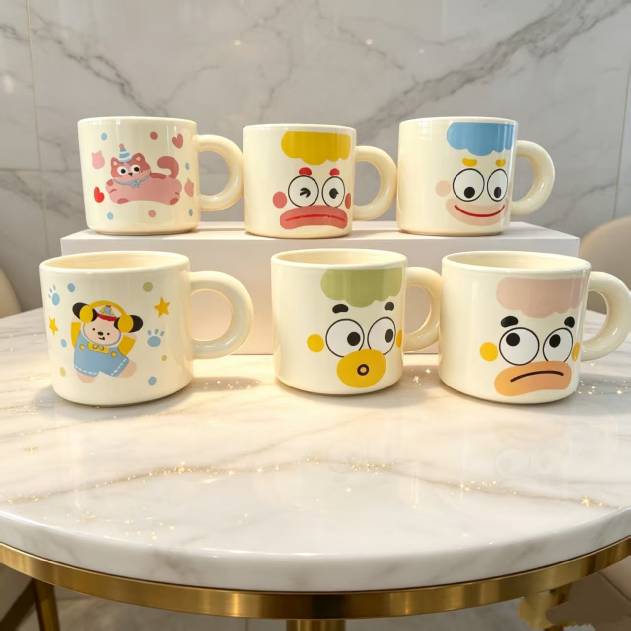 Cốc sứ chú hề dễ thương
