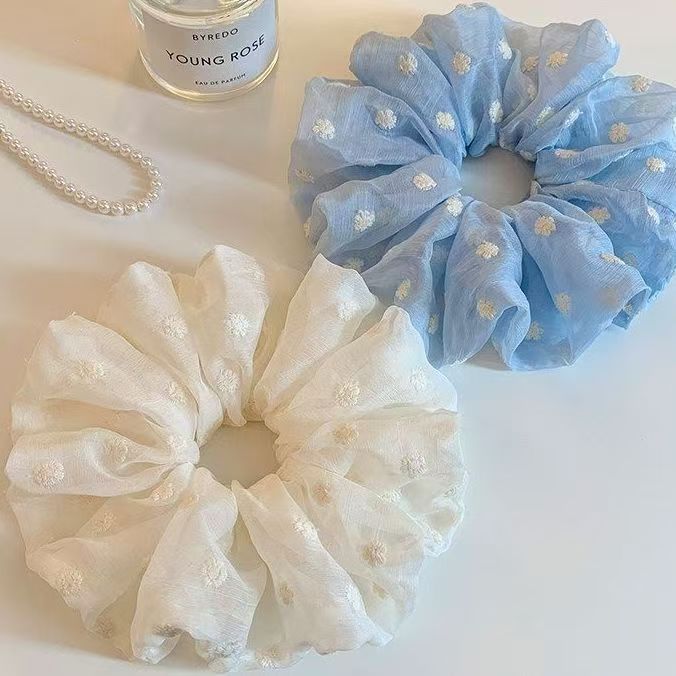 Dây Buộc Tóc Scrunchie Ren Hoa Nhí Bản To – Phong Cách Hàn Quốc