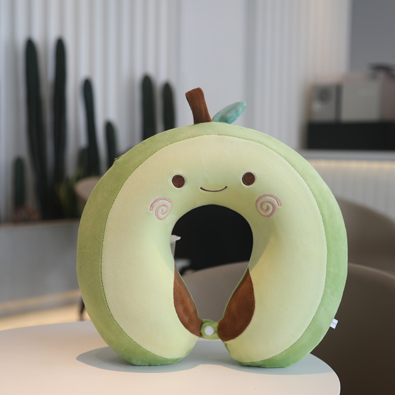 Màu sắc: quả bơ