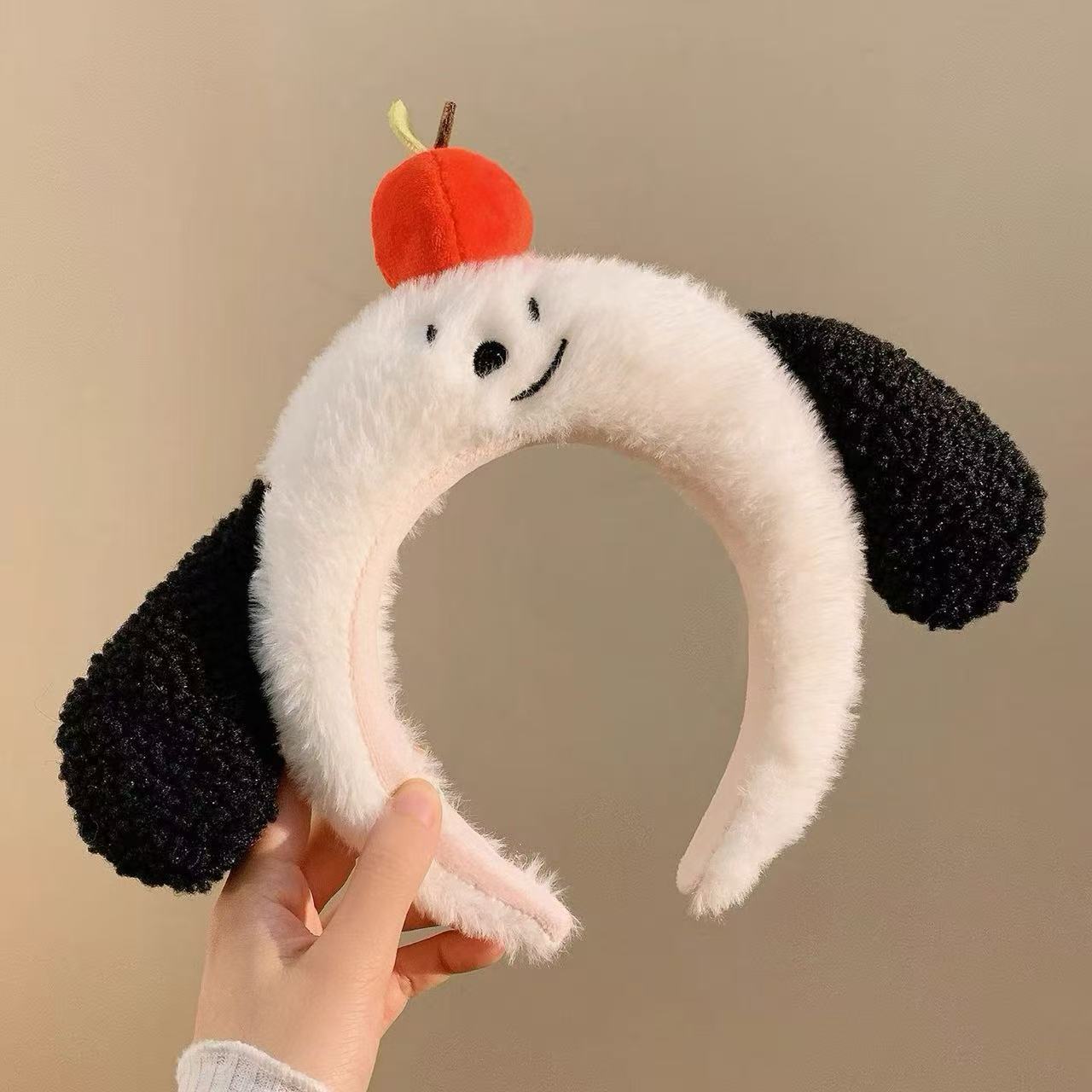 Màu sắc: Tai chó Apple - Màu đen
