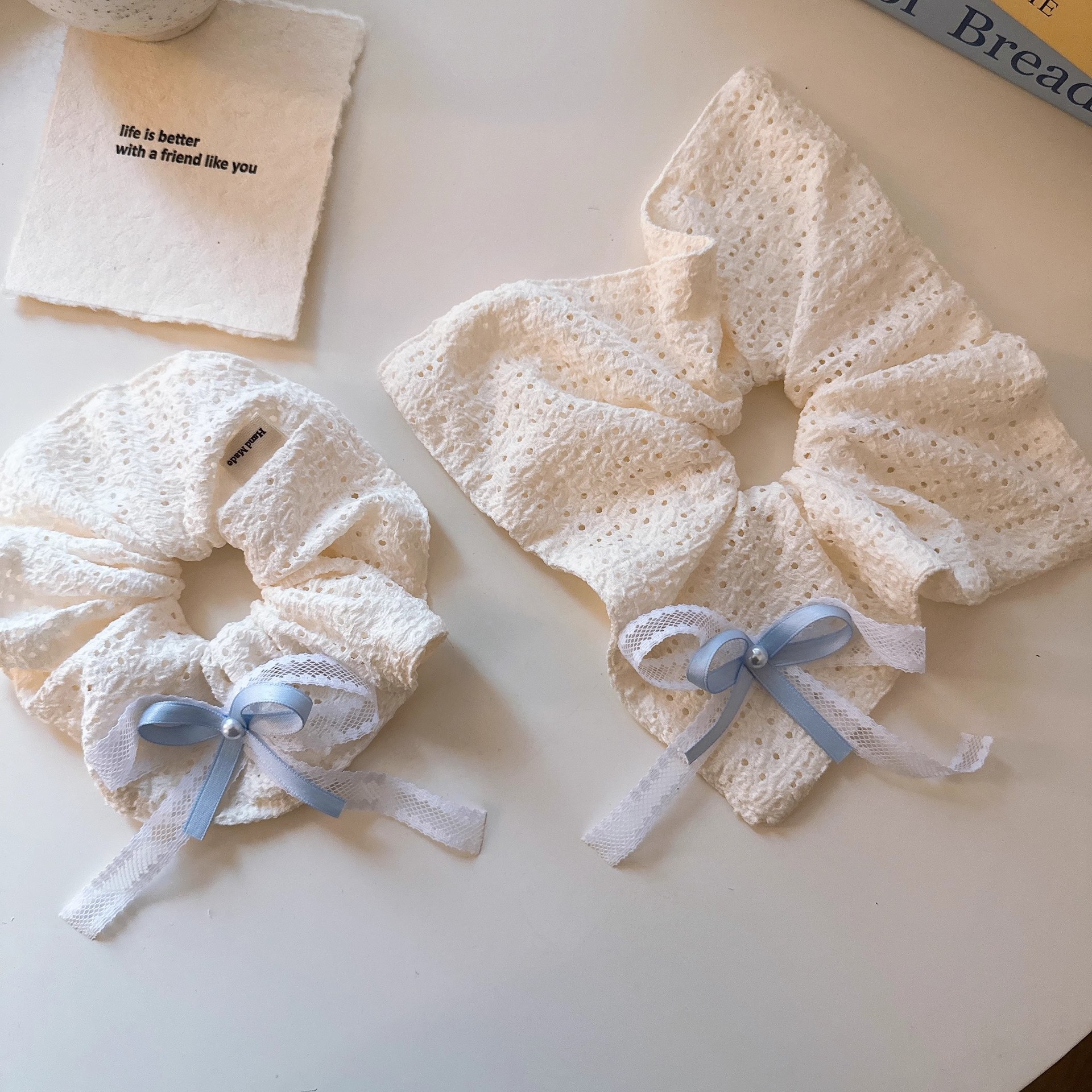 Dây Buộc Tóc Scrunchie Ren Bản To Đính Nơ – Phong Cách Hàn Quốc