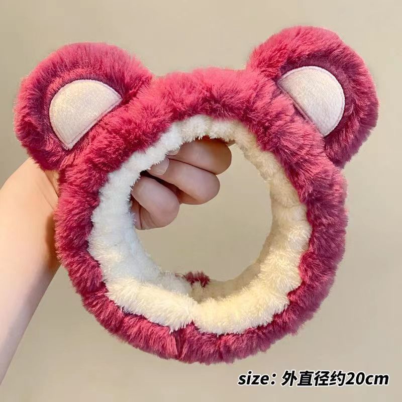 Màu sắc: Gấu Dâu Tây Màu Hồng Nguyên Chất