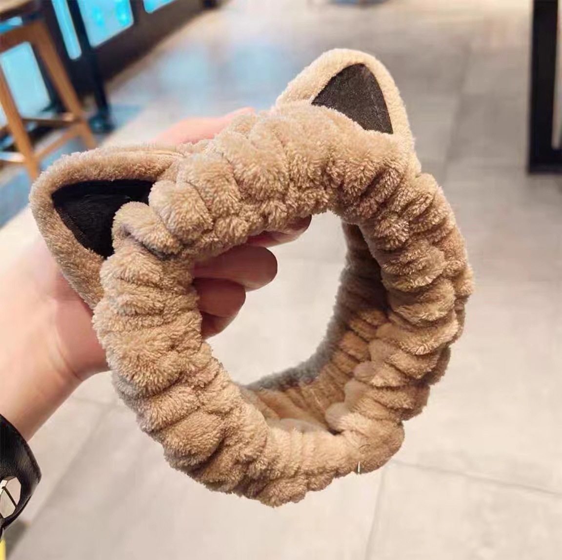 Màu sắc: Miếng vá tai mèo màu kaki