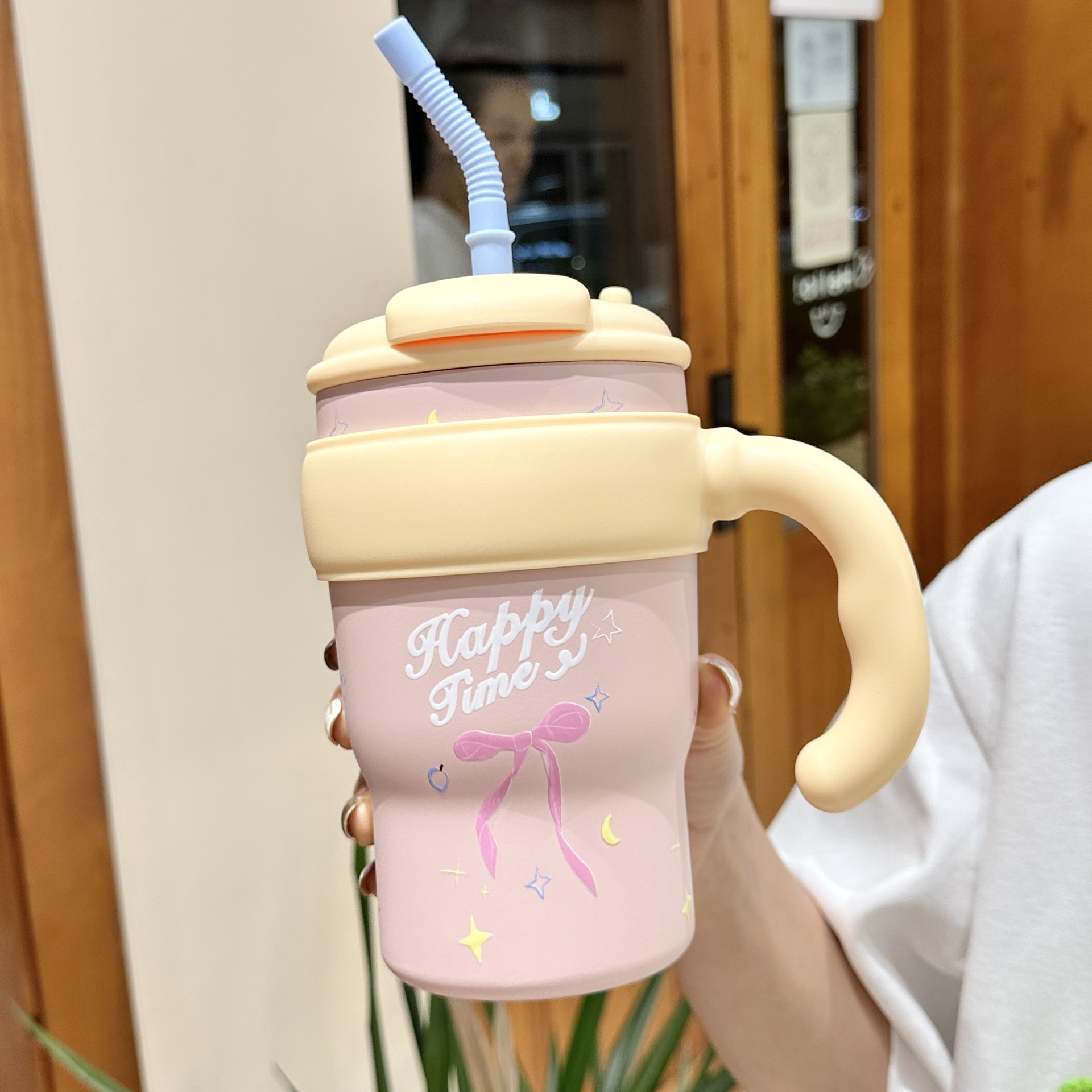 Màu sắc: 7701 Màu vàng 680ml