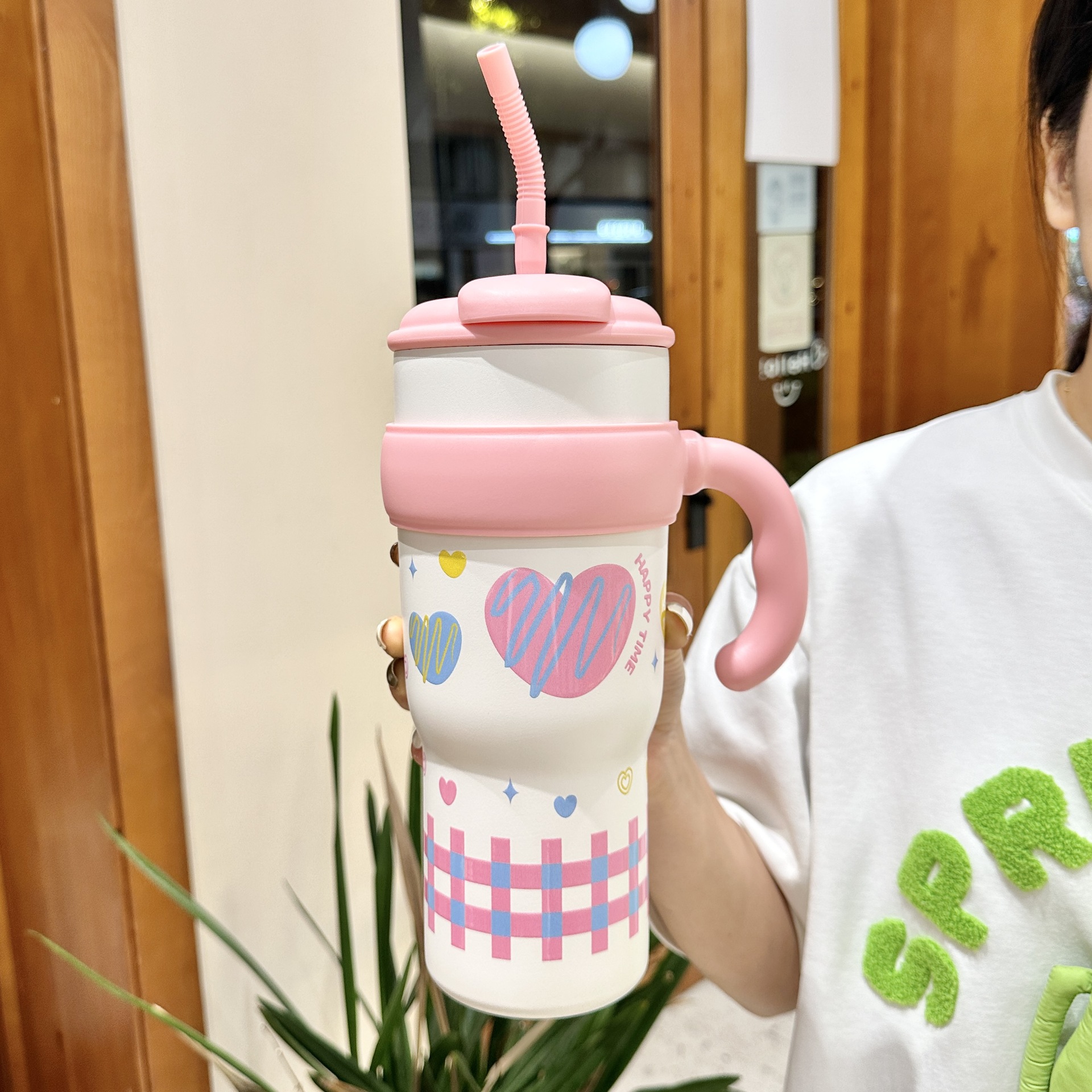 Màu sắc: 7702 Màu hồng 1100ml