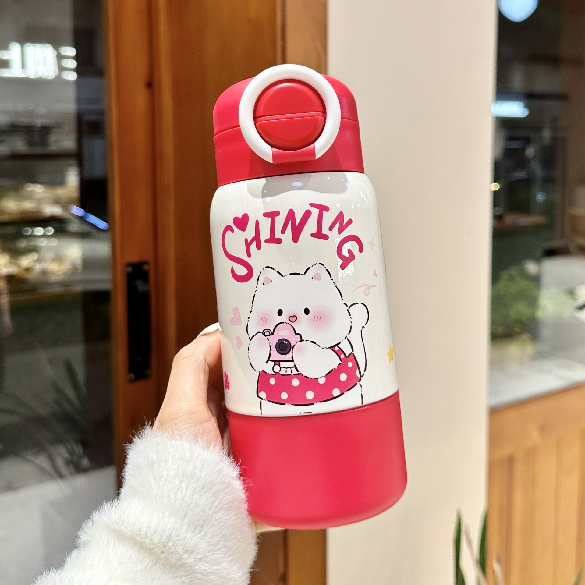 Màu sắc: Nước hoa Cute Friend Red 520ml